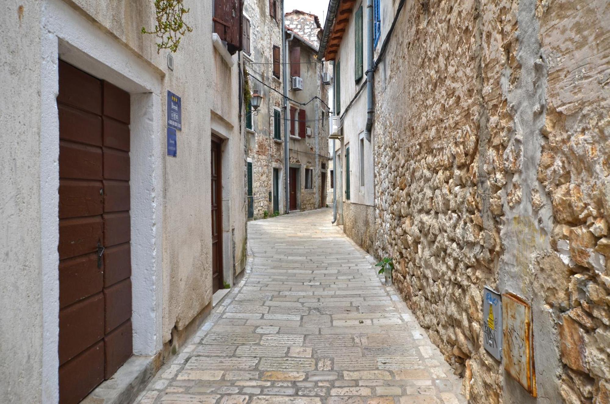 Vod22 * Rovinj